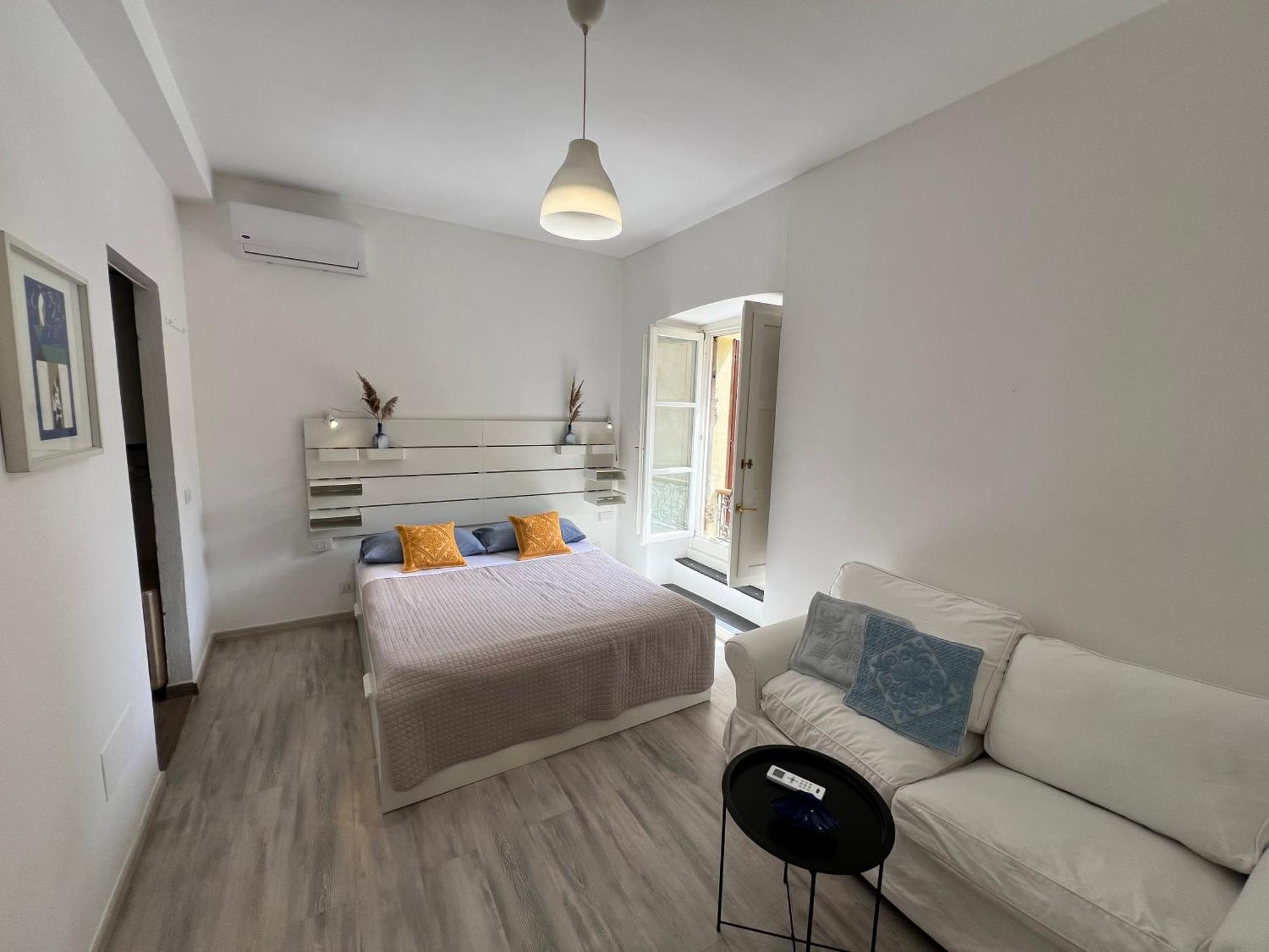Sant Efisio Cagliari Suite Экстерьер фото