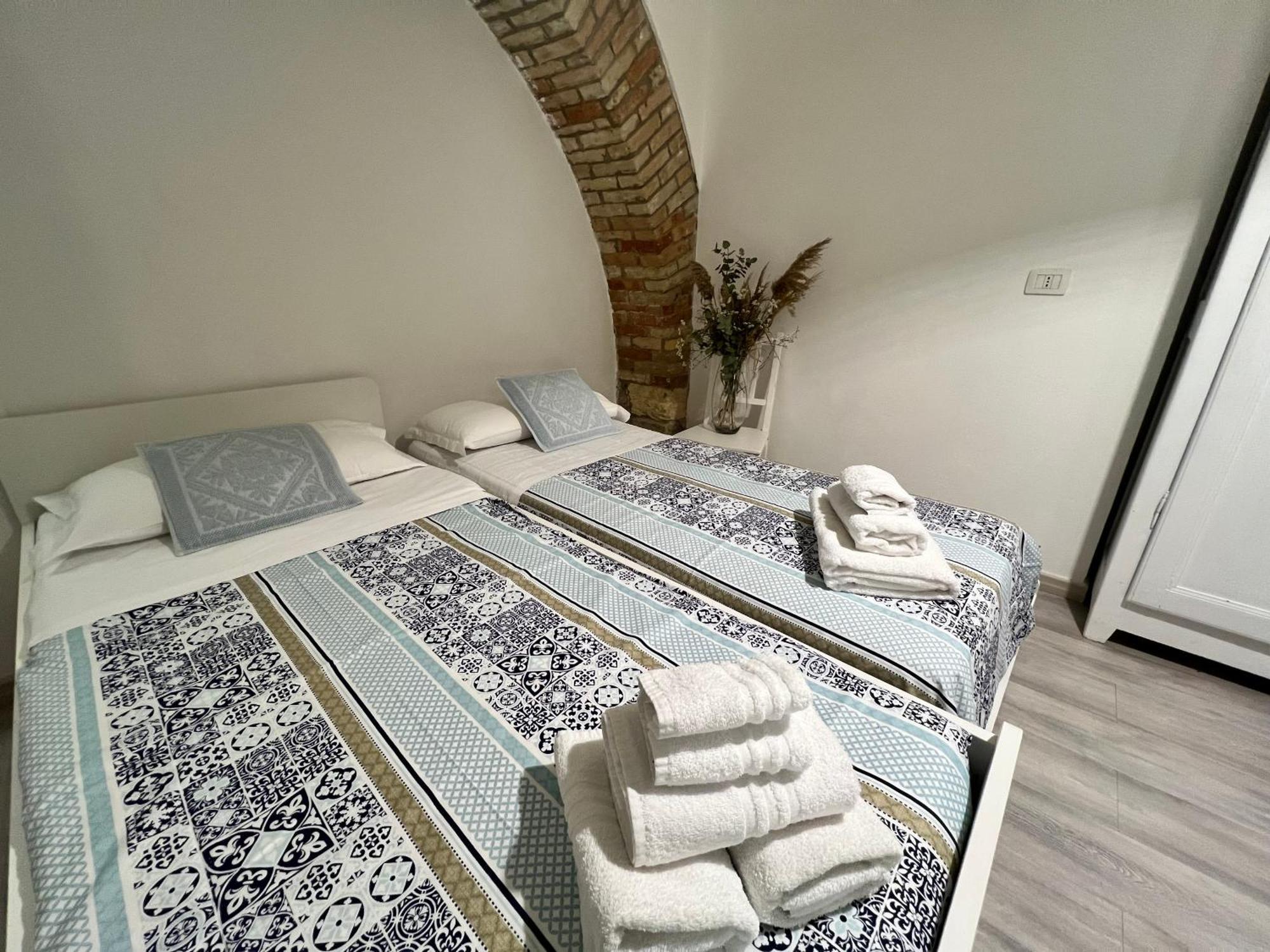 Sant Efisio Cagliari Suite Экстерьер фото